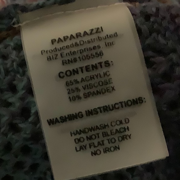 Paparazzi Poncho - Picture 7 of 7